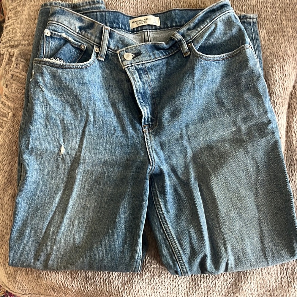 Abercrombie size 8 petite jeans!